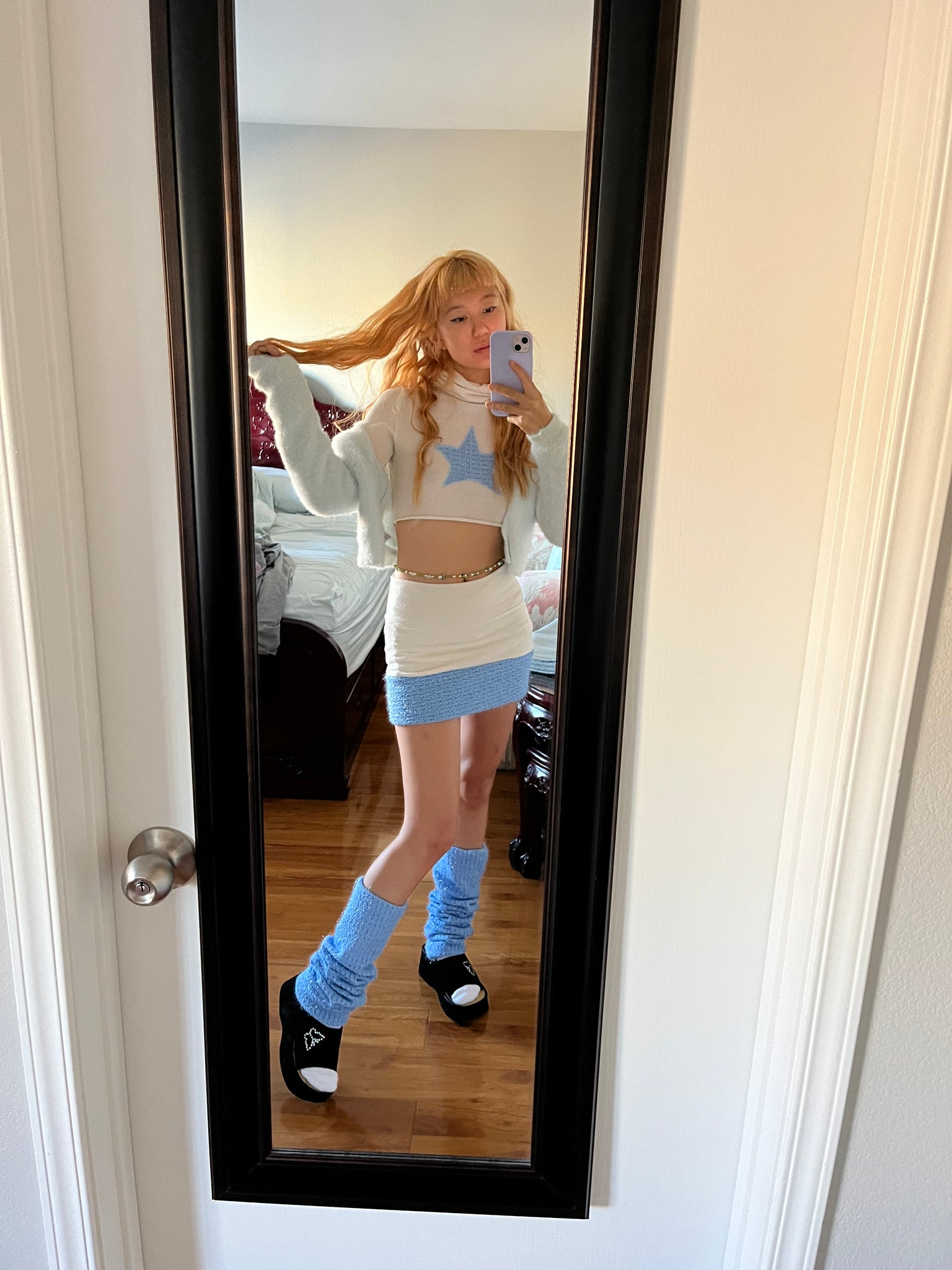 Star Crop Sweater